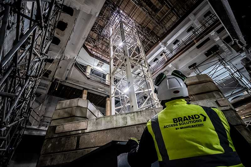 Jenners department store scaffolding