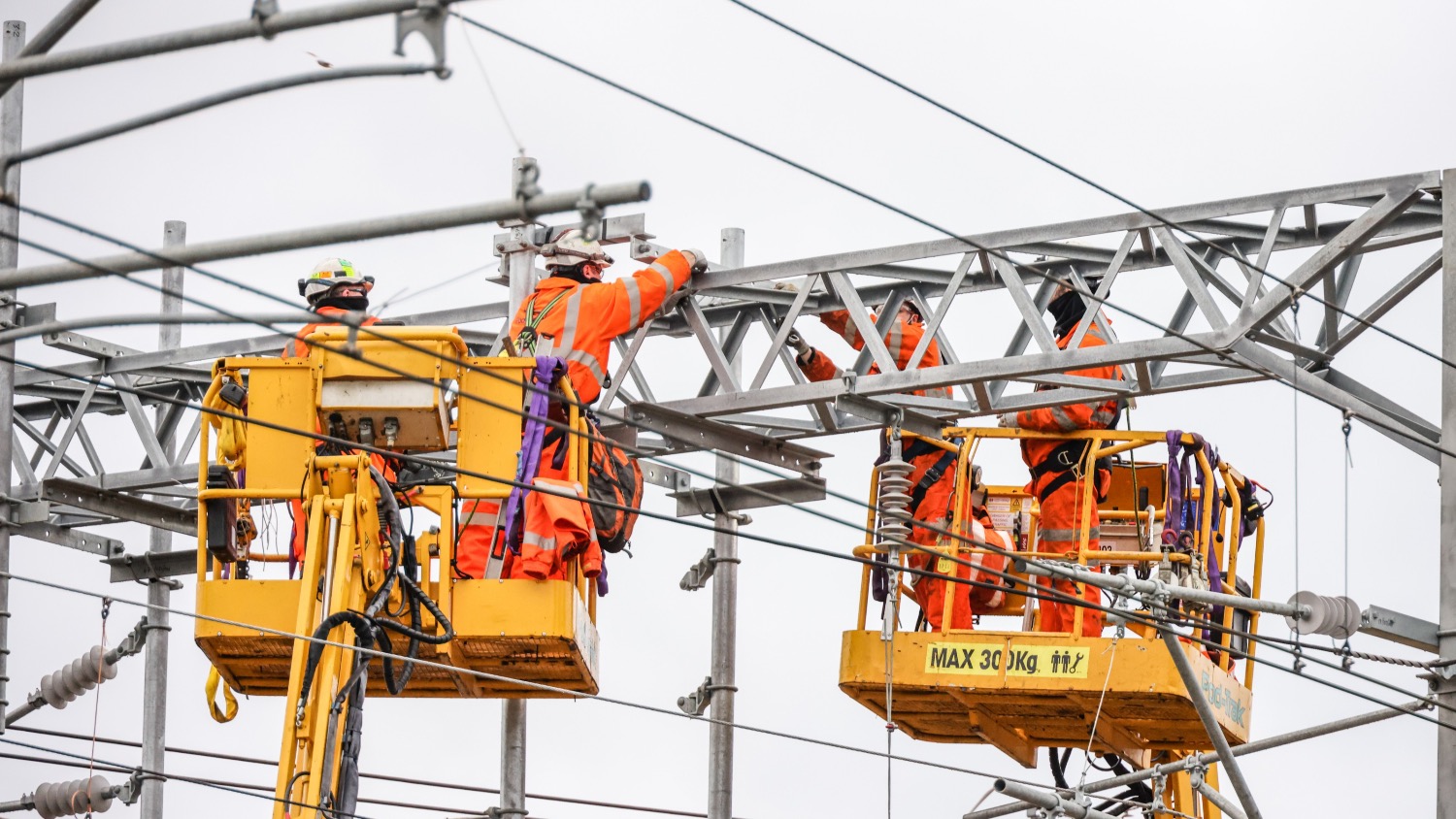 Key stage of £311.5m electrification of Fife railway to begin in October